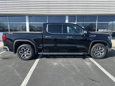 2023 GMC Sierra 1500 Crew Cab Short Box 4-Wheel Drive SLT