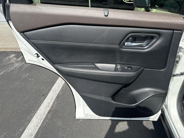 2023 Nissan Rogue AWD SV *Ltd Avail*