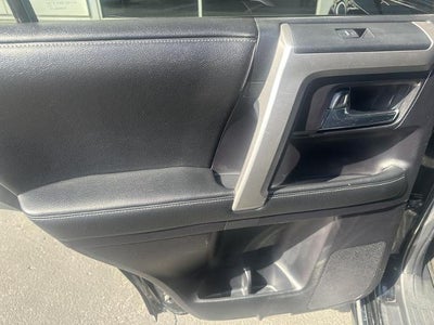 2015 Toyota 4Runner 4WD 4dr V6 SR5 (GS)