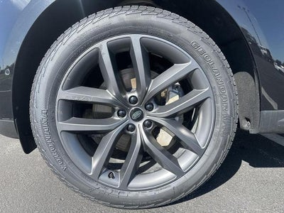 2025 Land Rover Range Rover Sport P360 SE