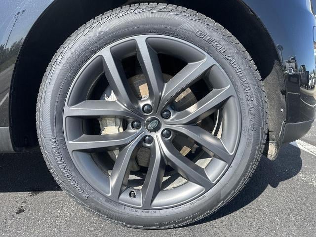 2025 Land Rover Range Rover Sport P360 SE