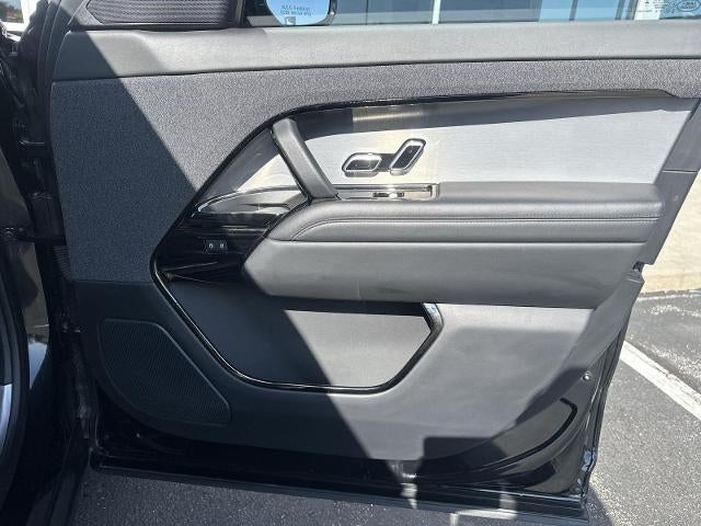 2025 Land Rover Range Rover Sport P360 SE