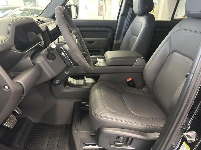2023 Land Rover Defender 110 V8 AWD