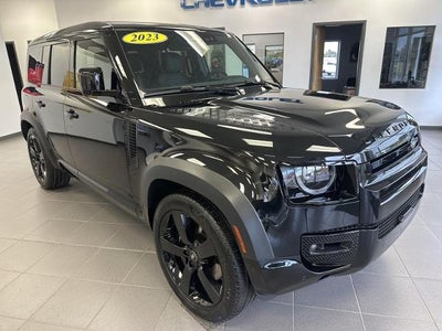 2023 Land Rover Defender 110 V8 AWD