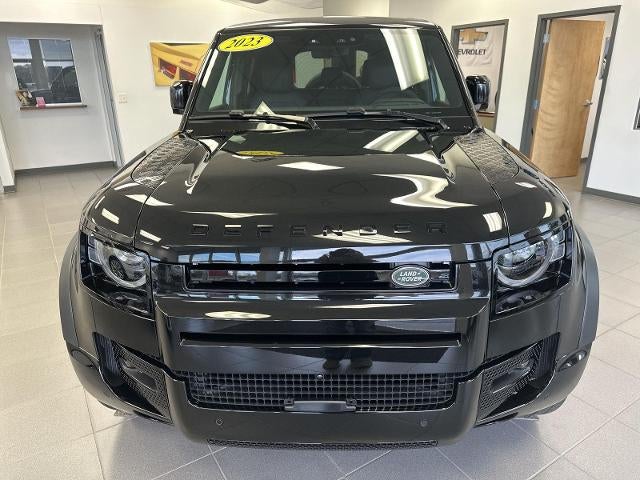 2023 Land Rover Defender 110 V8 AWD